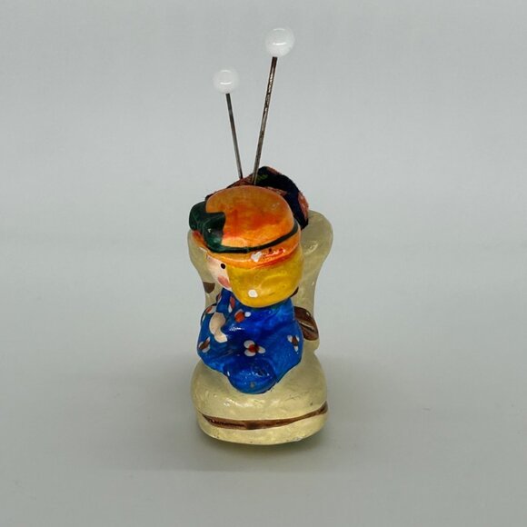 Vintage Miniature Pin Cushion Tiny Girl & Boot Figurine Pin Cushion Japan 1950s - Picture 4 of 10